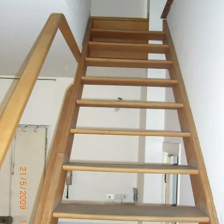 Apartament Due Livelli Confortevole E Luminoso Mediolan
